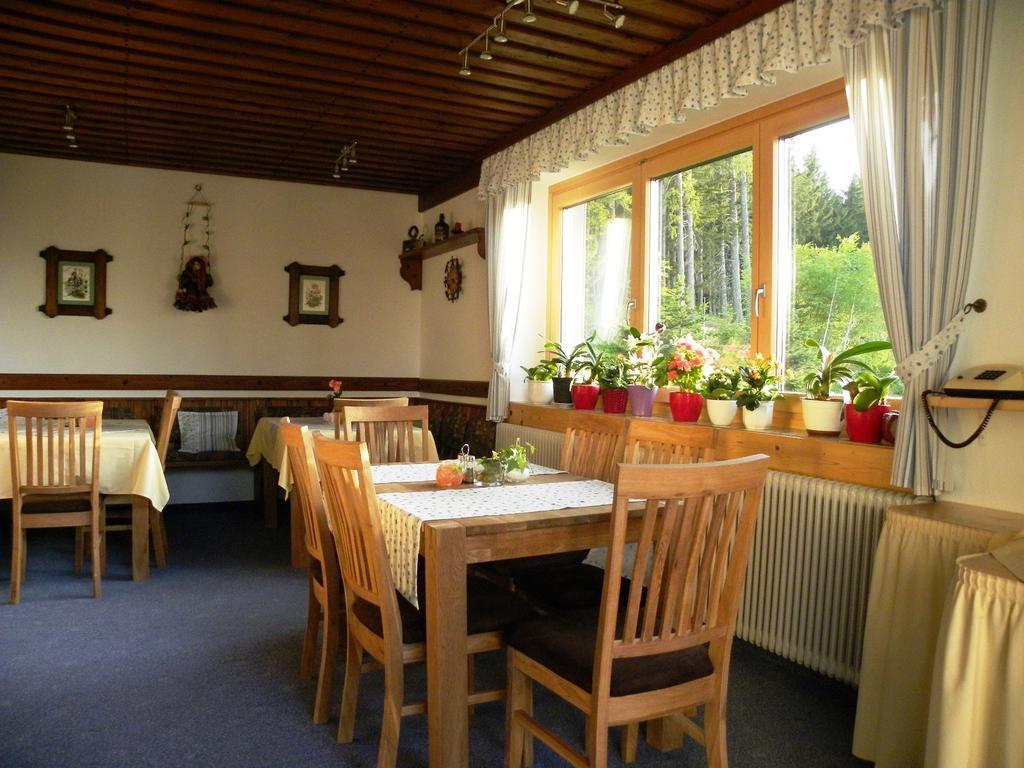 Gaestehaus Apschner St. Corona am Wechsel Exterior foto